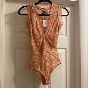 Windsor Store Peach Lace Bodysuit